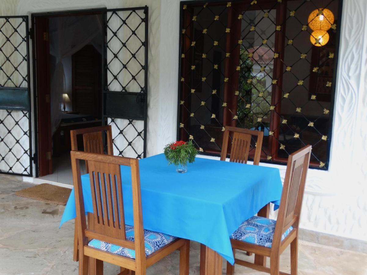 Diani Cottages Diani Beach Esterno foto