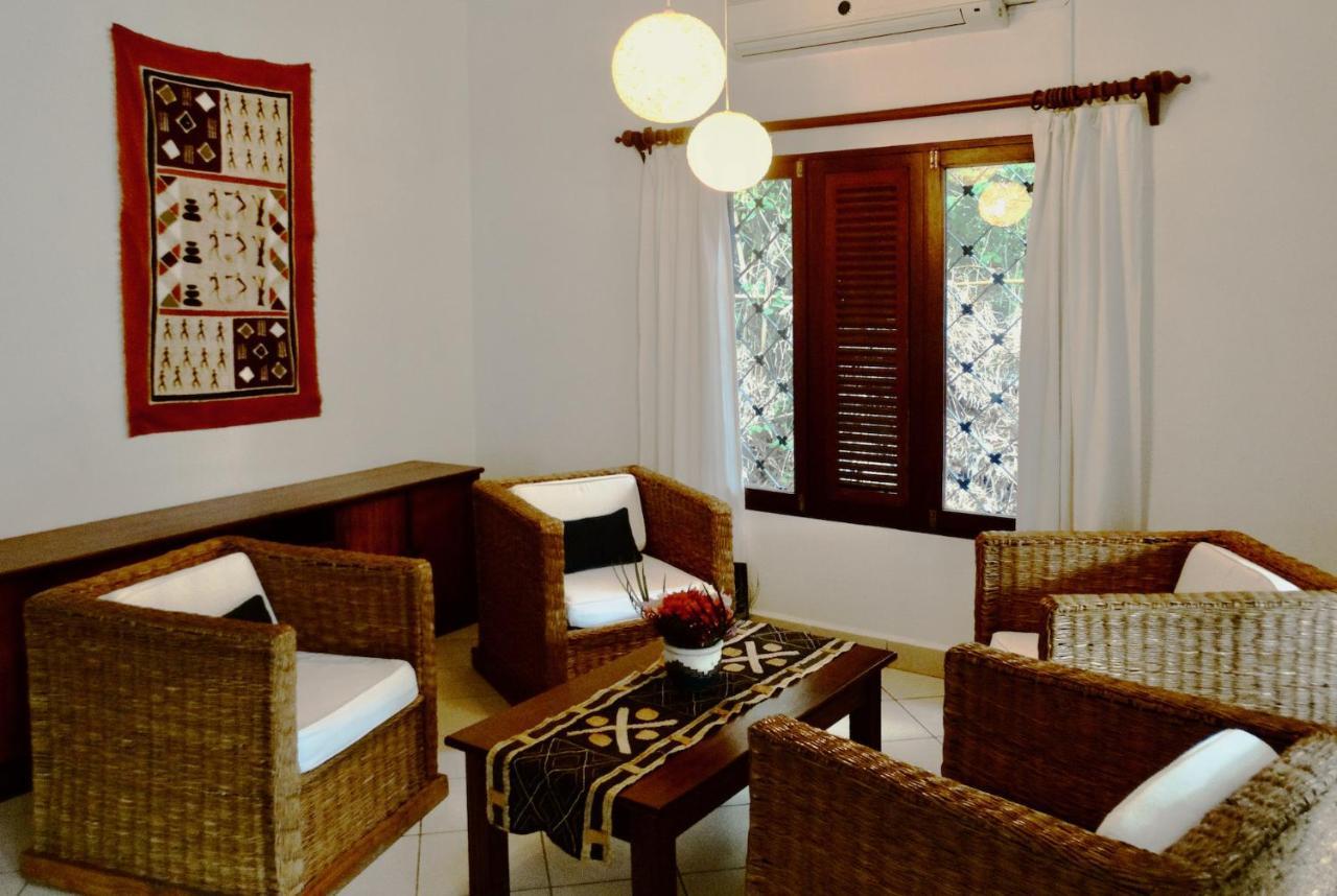 Diani Cottages Diani Beach Esterno foto