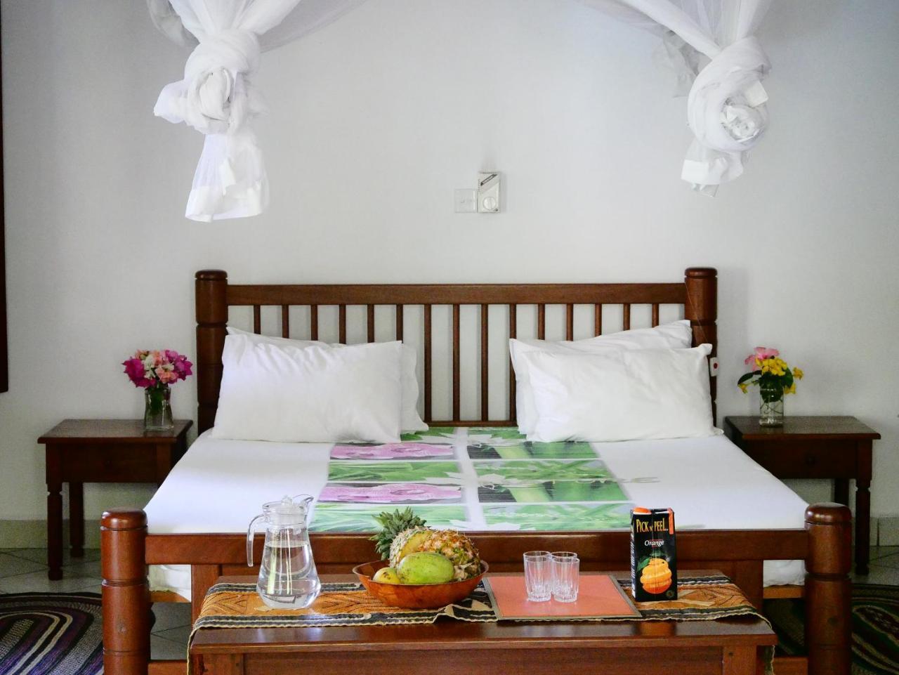 Diani Cottages Diani Beach Esterno foto